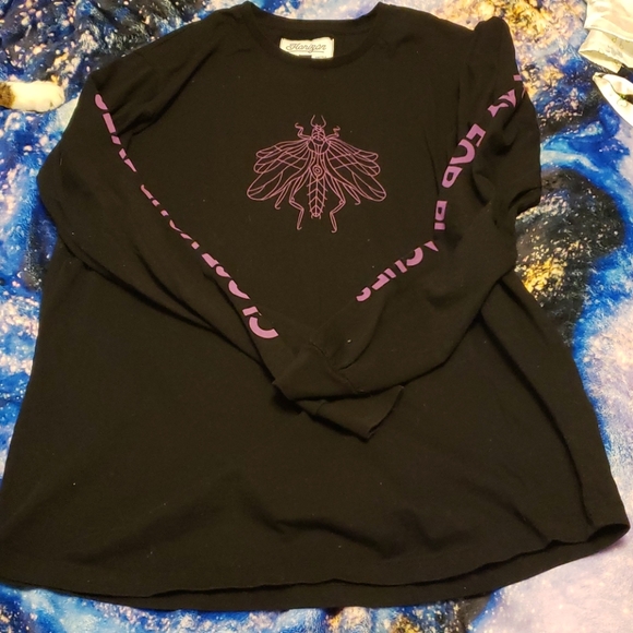 Hot Topic Tops - Limited edition long sleeve!